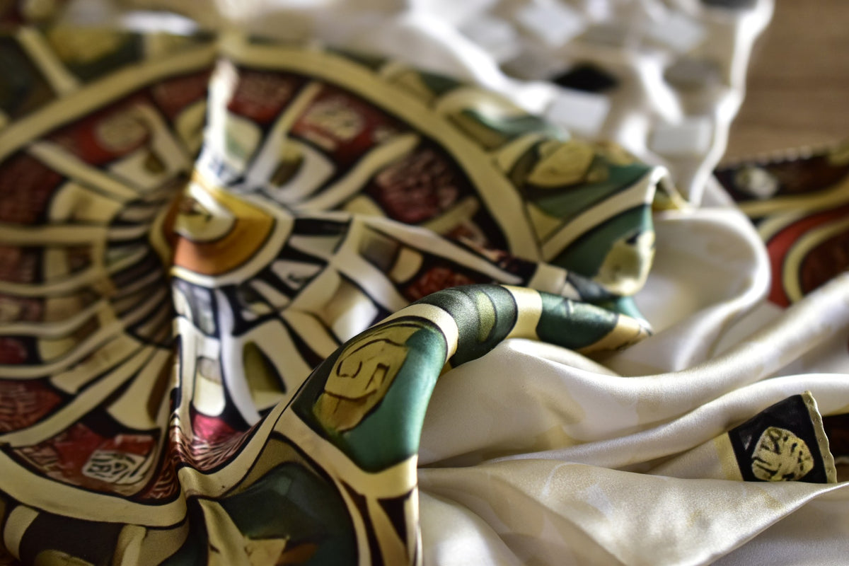 Silk Scarf Rosone - Silk Scarves - Origin Soufli Greece - Silk Tales - gift set - detail